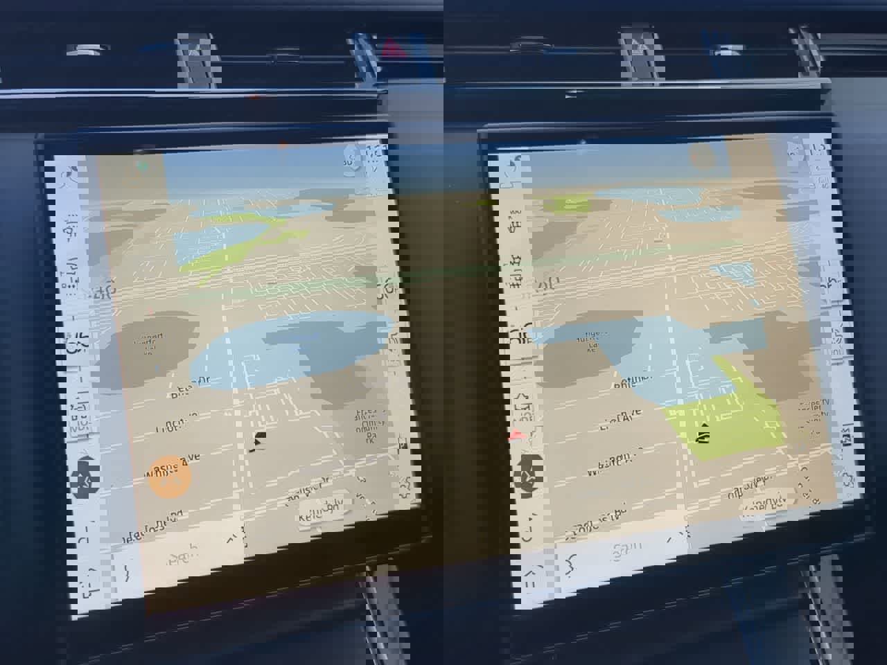 Certified 2025 Land Rover Range Rover Velar Dynamic SE image 28