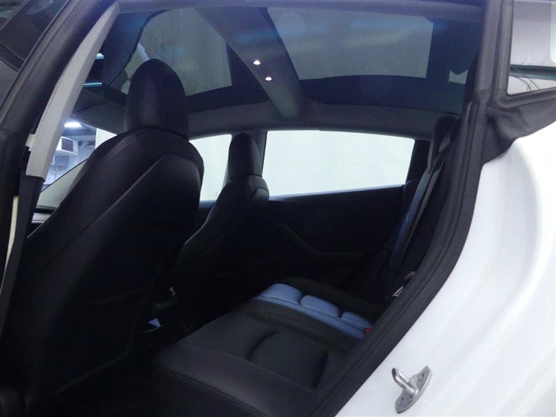Used 2022 Tesla Model 3 Performance AWD/4WD image 24