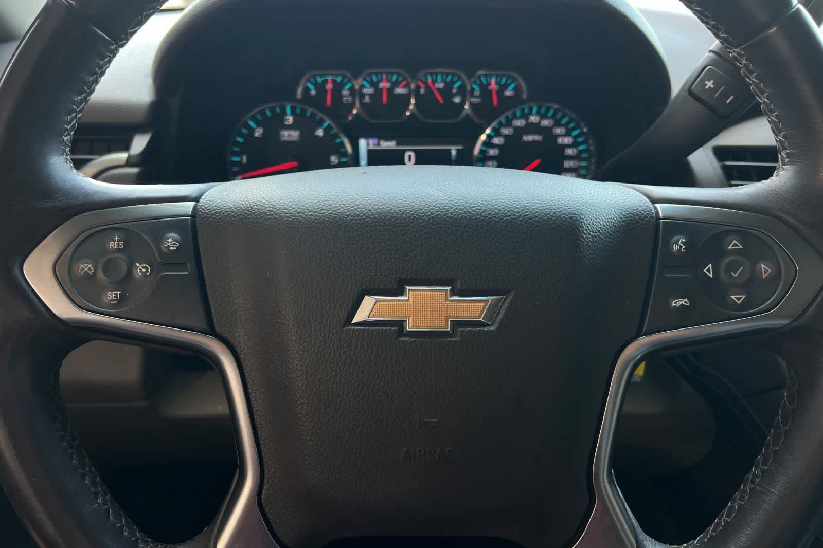 Used 2015 Chevrolet Suburban LT AWD/4WD image 24