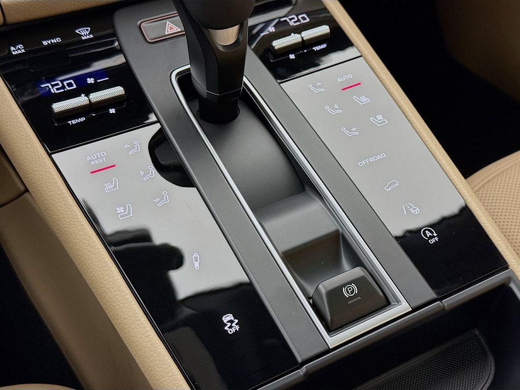 New 2026 Porsche Macan S AWD/4WD image 23