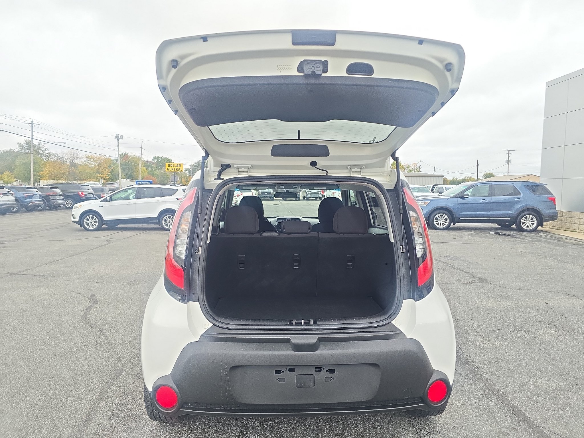 Used 2015 Kia Soul FWD image 9