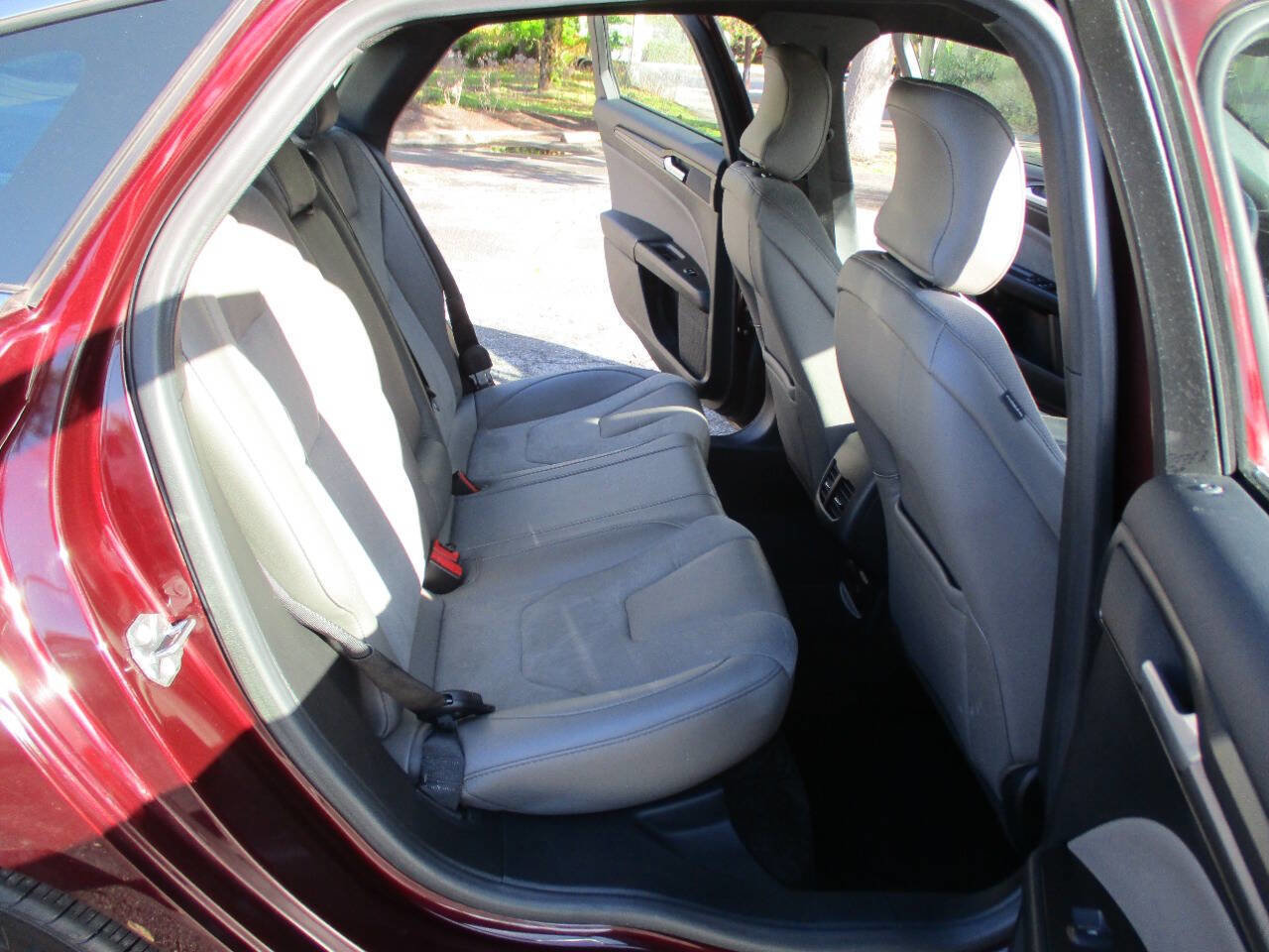 Used 2017 Ford Fusion Sport w/ Equipment Group 401A image 23