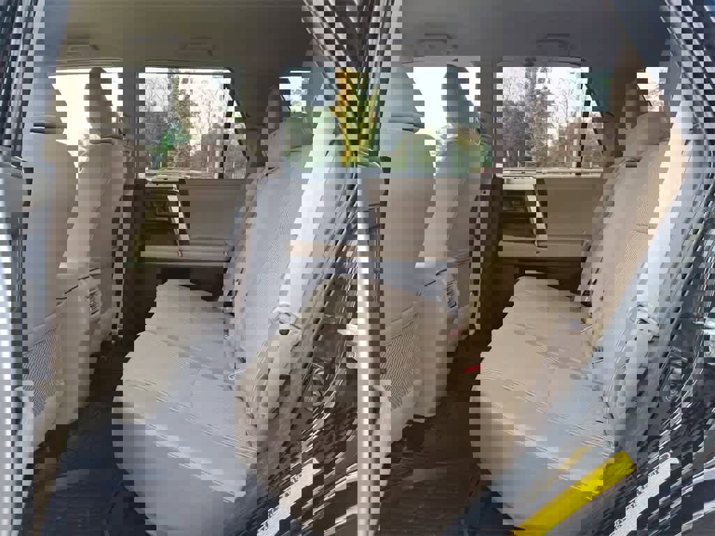 Used 2013 Toyota 4Runner SR5 image 25