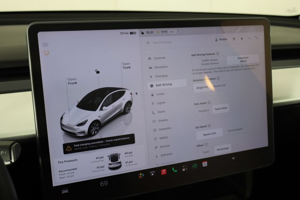 Used 2022 Tesla Model Y Long Range AWD/4WD image 28