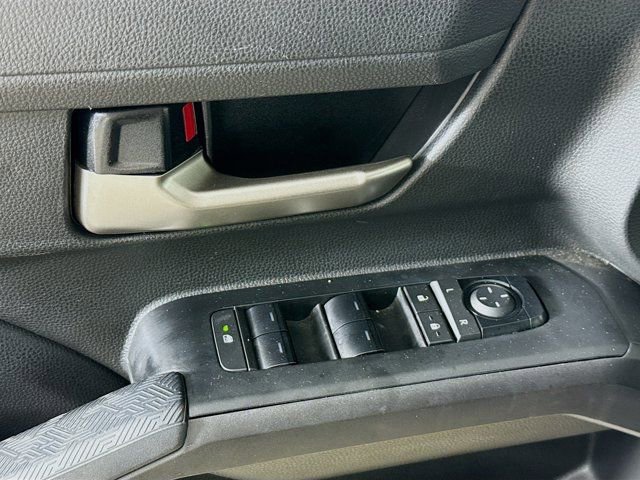 Used 2024 Toyota Tacoma TRD Off-Road image 21