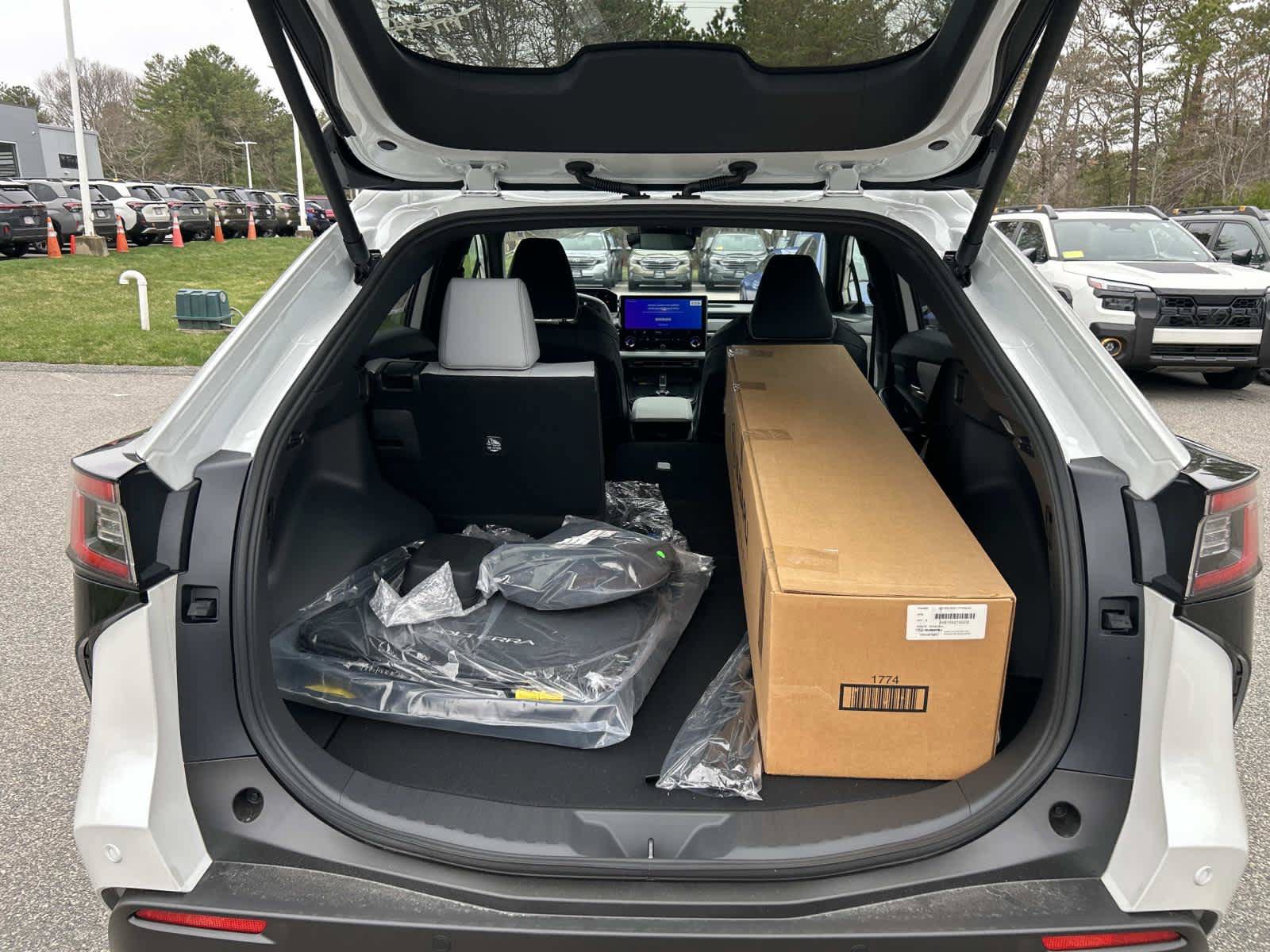New 2026 Subaru Solterra AWD/4WD image 4