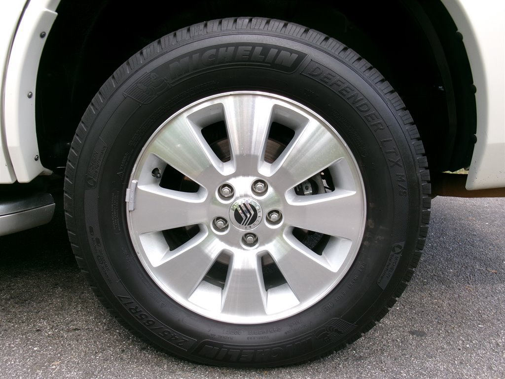 Used 2010 Mercury Mountaineer AWD image 42