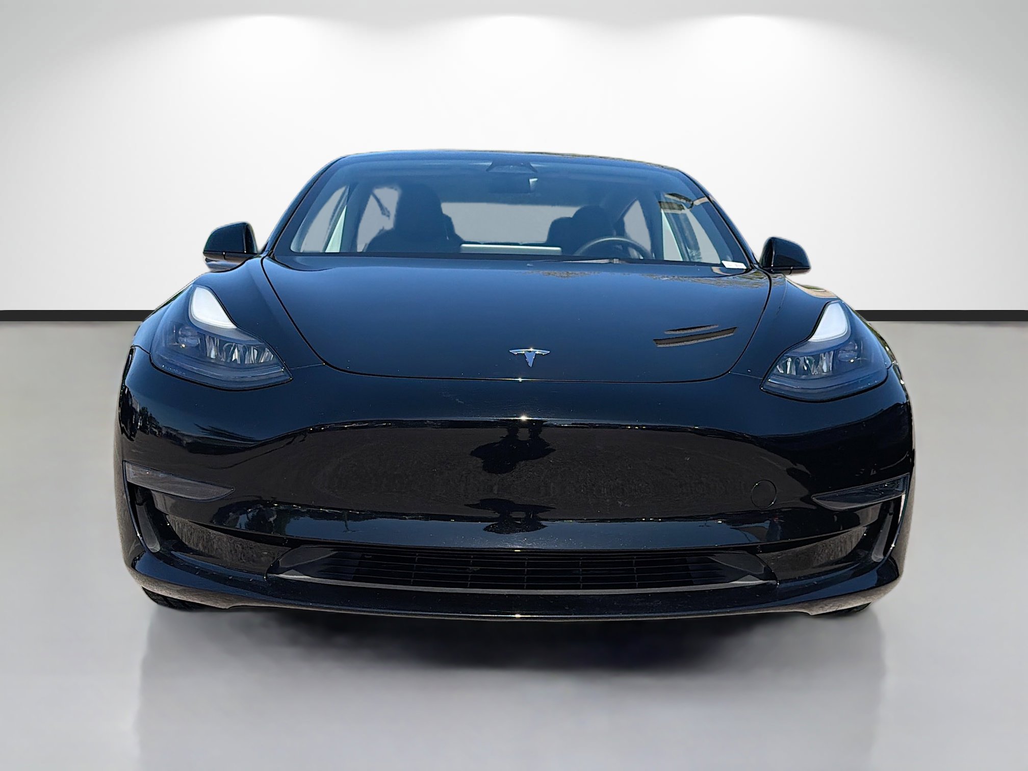 Used 2023 Tesla Model 3 Standard Range image 8