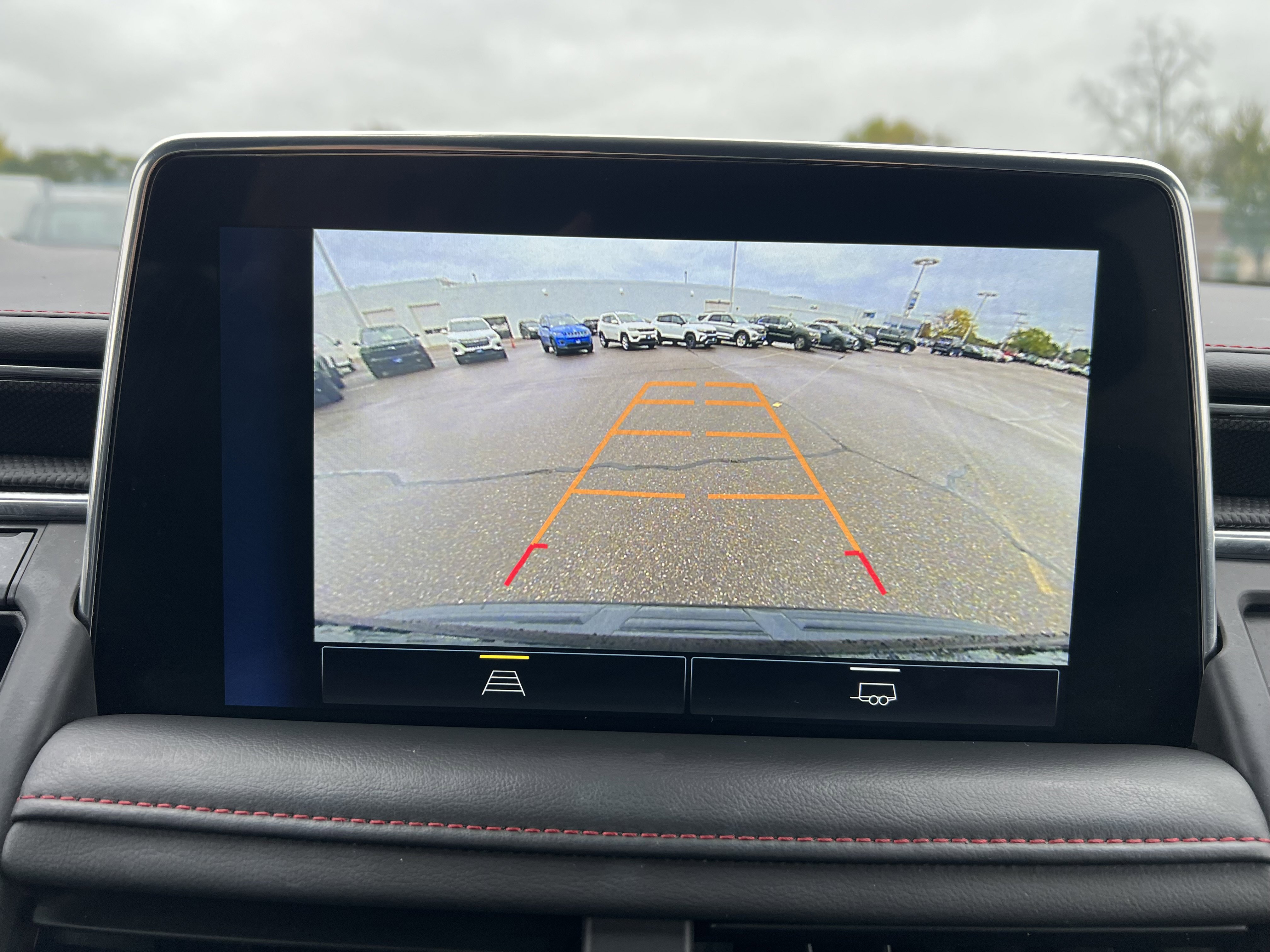 Certified 2023 Chevrolet Suburban RST image 29