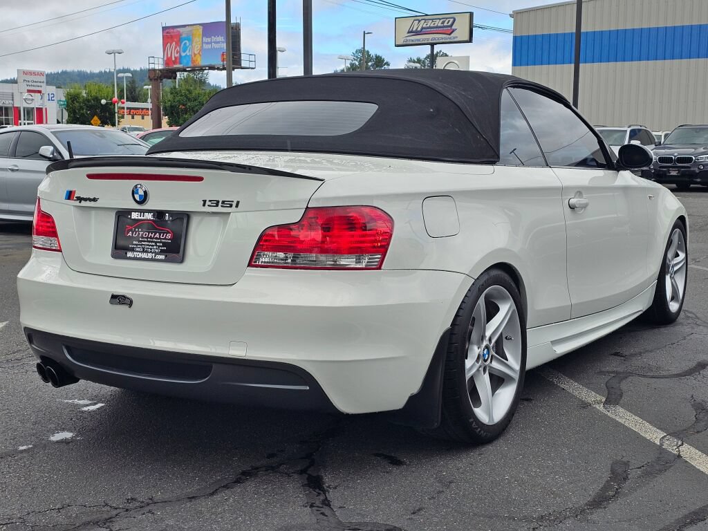 Used 2008 BMW 135i Convertible RWD image 34