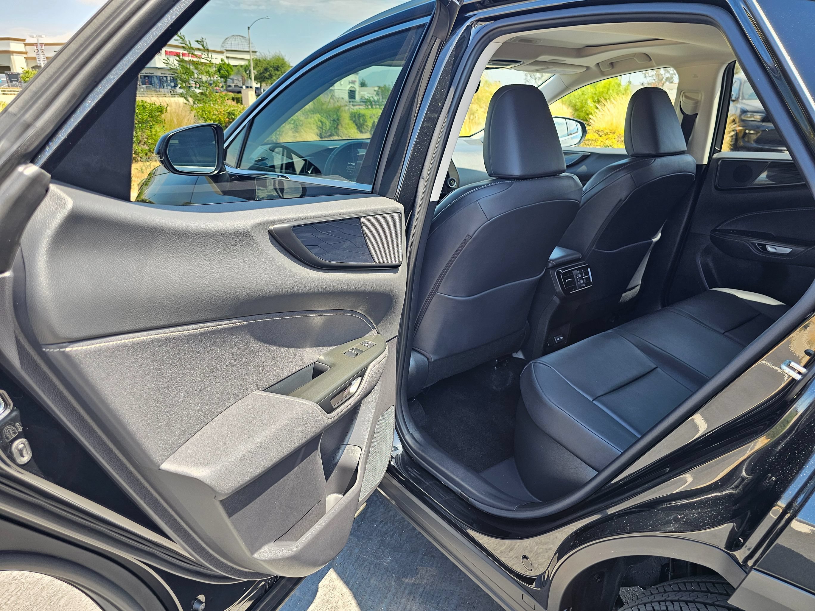 Used 2025 Lexus NX 350h AWD w/ Cold Area Package image 18
