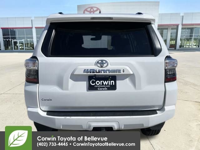Used 2024 Toyota 4Runner SR5 Premium image 4