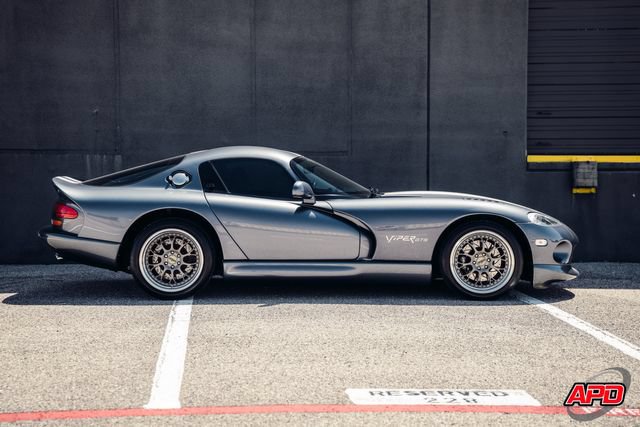 Used 2000 Dodge Viper GTS RWD image 12