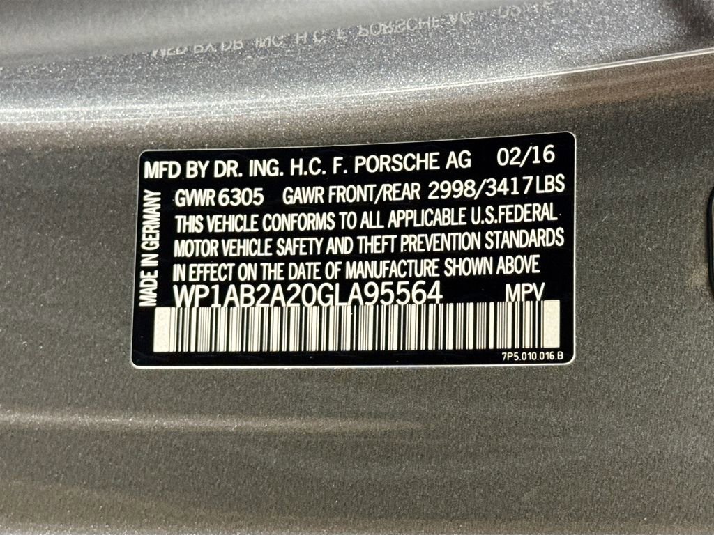 Used 2016 Porsche Cayenne S image 43