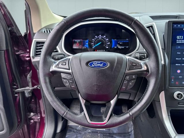 Used 2021 Ford Edge SEL w/ Convenience Package image 16