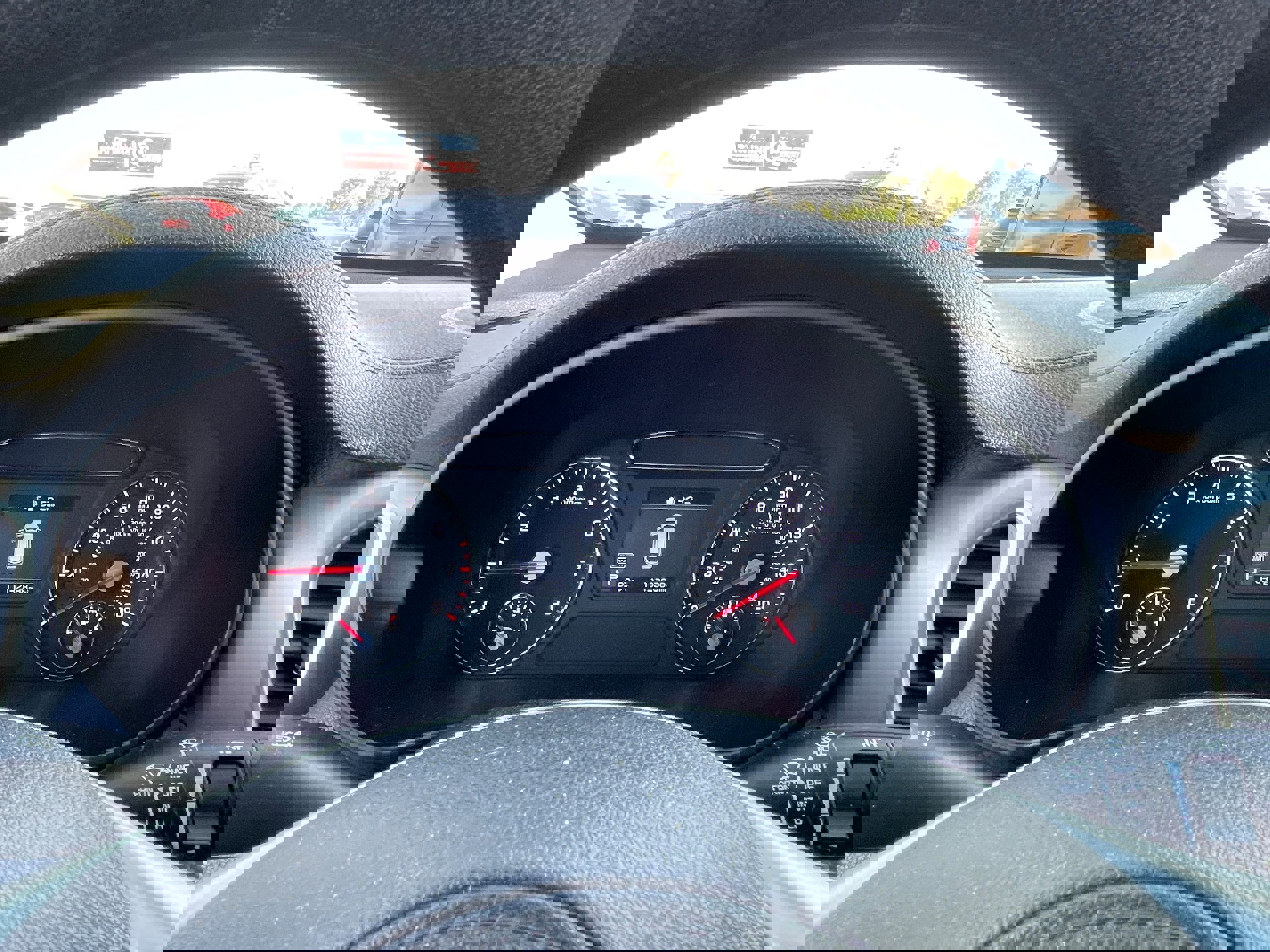 Used 2019 Kia Sorento LX image 17