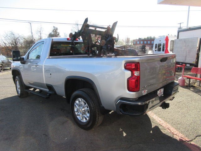 Used 2022 Chevrolet Silverado 3500 LT w/ Convenience Package AWD/4WD image 2