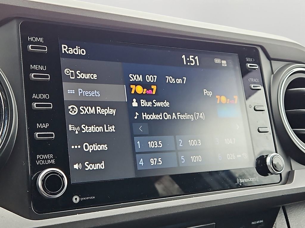 Used 2023 Toyota Tacoma TRD Sport w/ Technology Package image 16