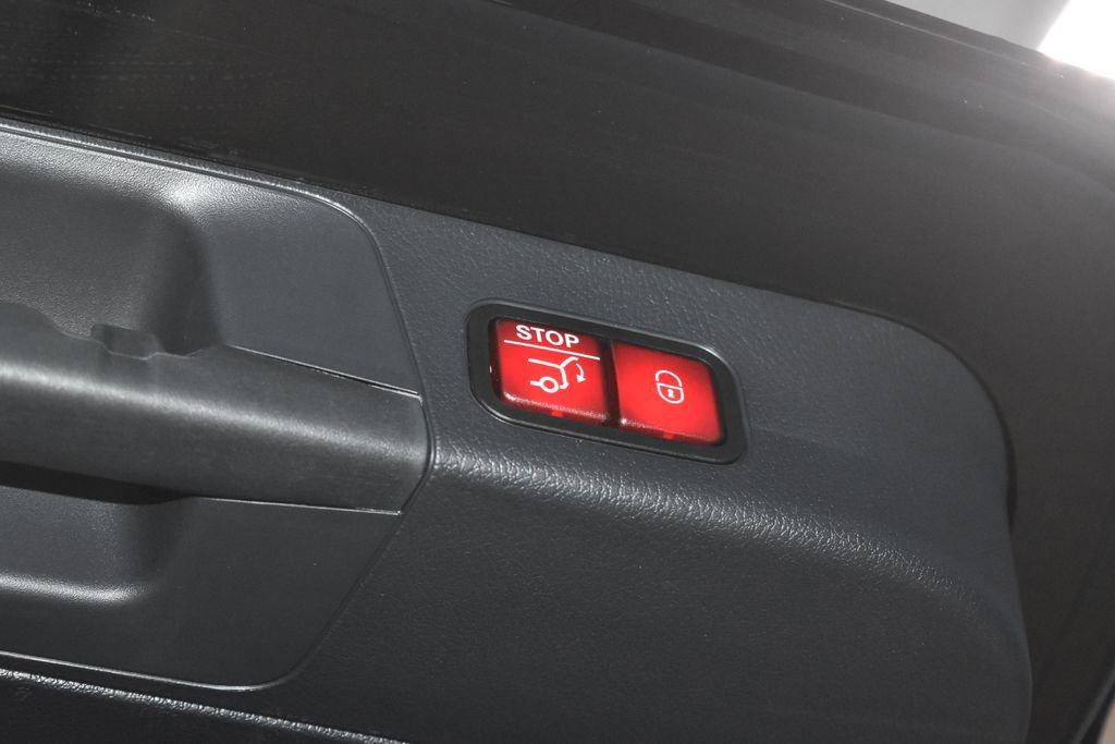 Certified 2025 Mercedes-Benz GLB 250 GLB 250 image 28