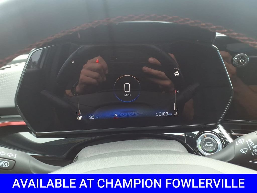 Used 2024 Chevrolet Trax RS w/ Driver Confidence Package FWD image 18