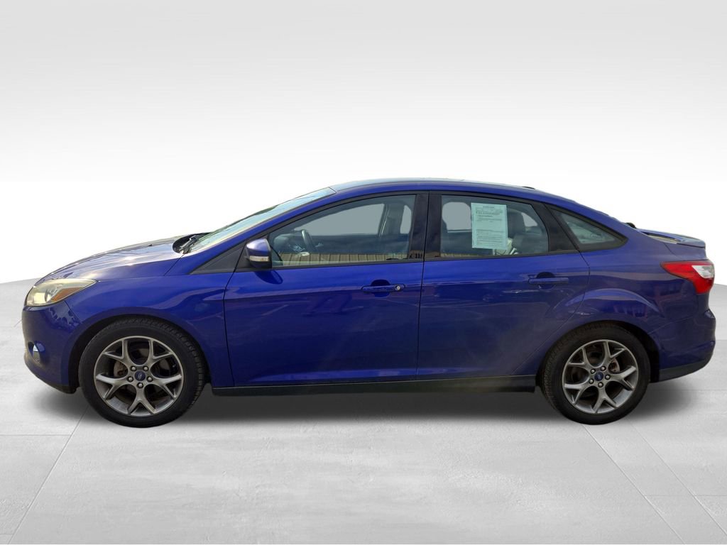 Used 2014 Ford Focus SE w/ Equipment Group 201A image 2