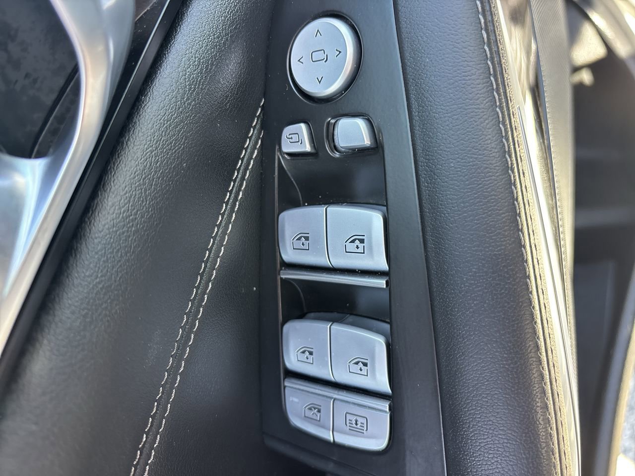 Used 2025 BMW X7 xDrive40i image 19