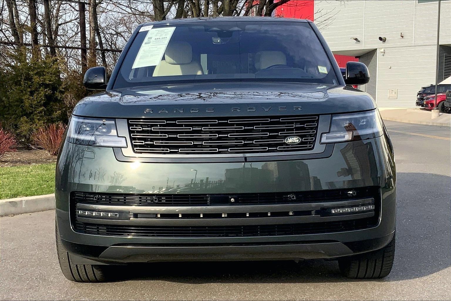 Used 2023 Land Rover Range Rover SE AWD/4WD image 3
