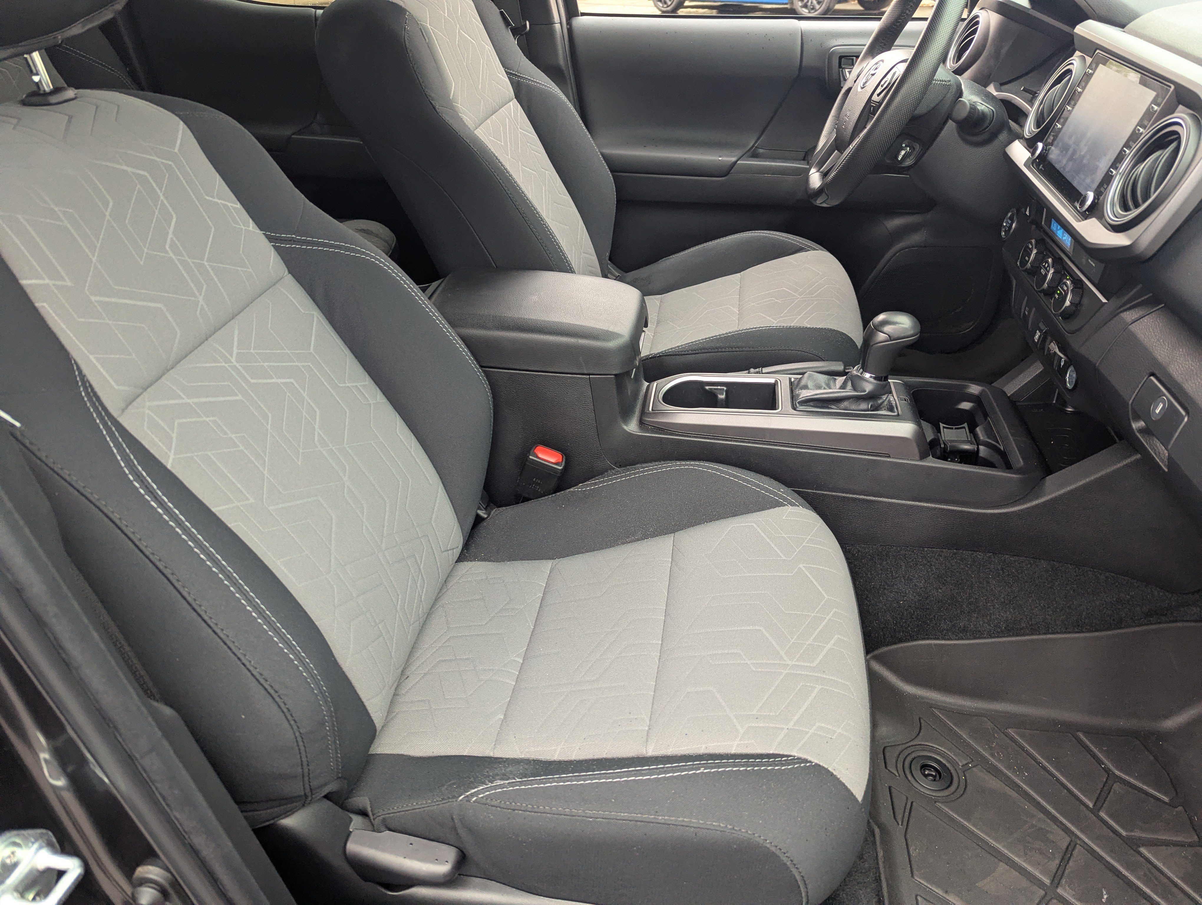Used 2023 Toyota Tacoma TRD Off-Road RWD image 11