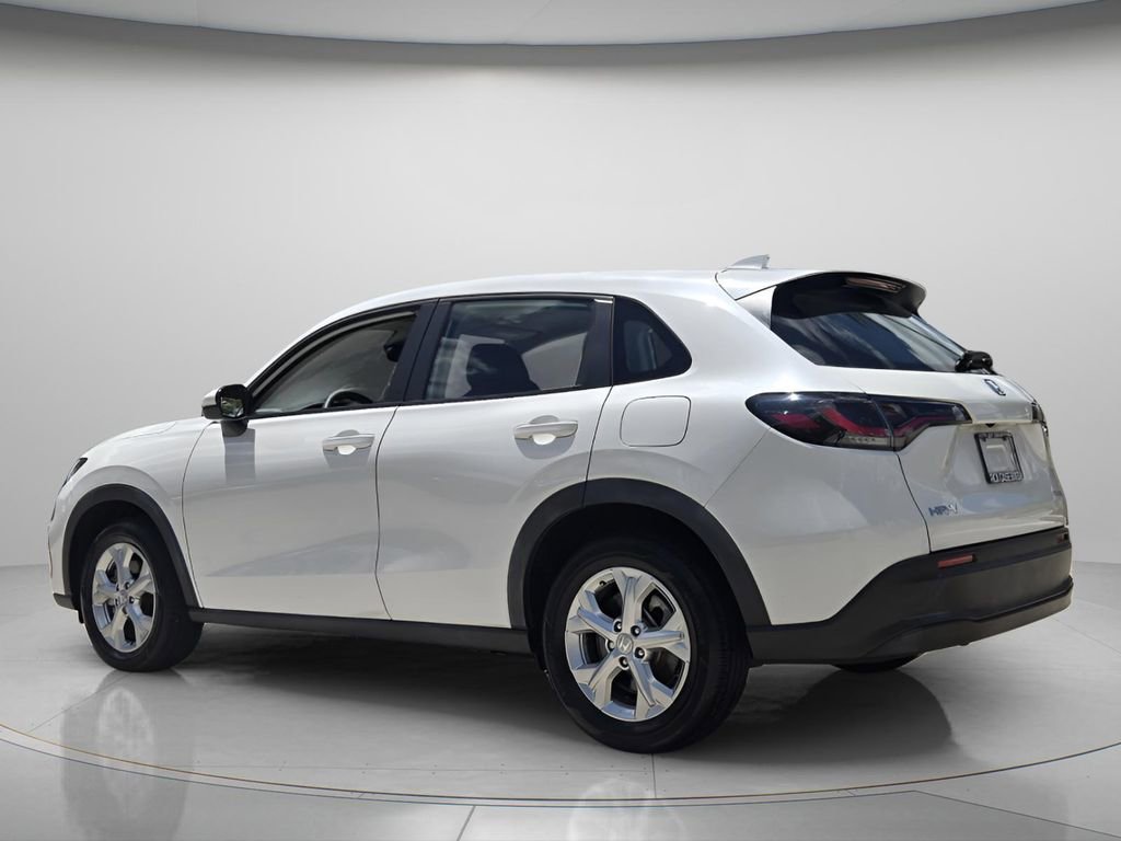 Certified 2023 Honda HR-V LX image 8