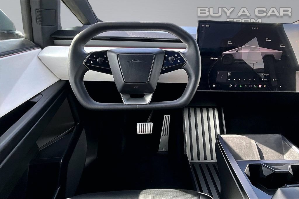 Used 2024 Tesla Cybertruck AWD Crew Cab image 5