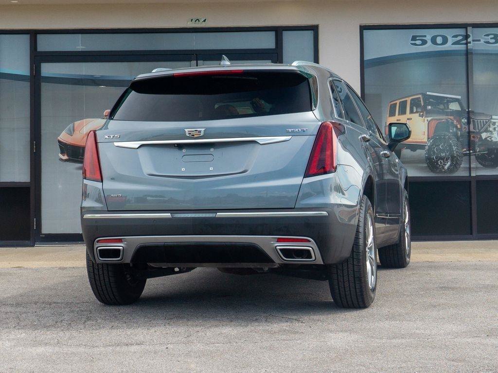 Used 2021 Cadillac XT5 Premium Luxury w/ LPO, Floor Liner Package AWD/4WD image 3