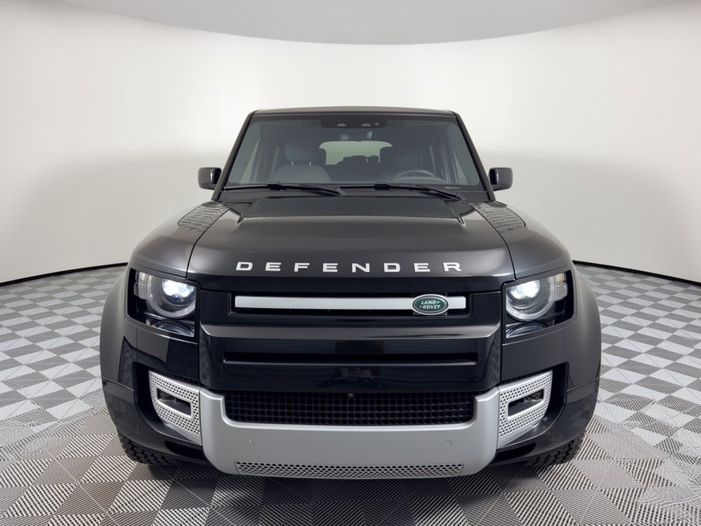 Used 2022 Land Rover Defender 110 XS Edition AWD/4WD image 6