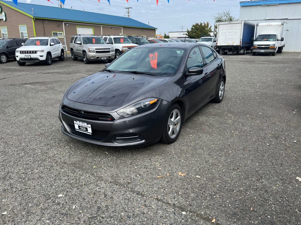 Used 2015 Dodge Dart SXT image 3