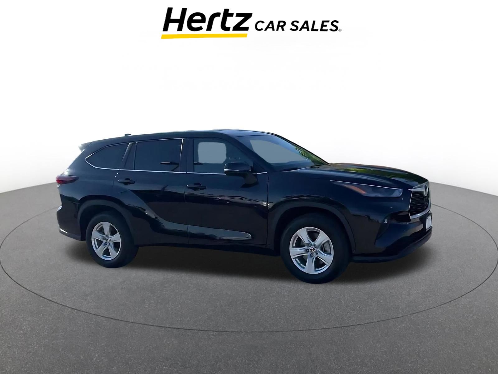 Used 2025 Toyota Highlander LE image 1