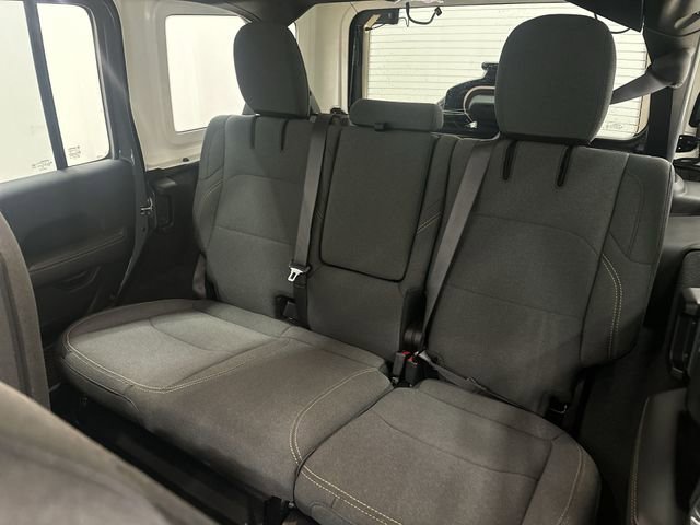Used 2025 Jeep Wrangler Unlimited Sahara w/ Safety Group image 24