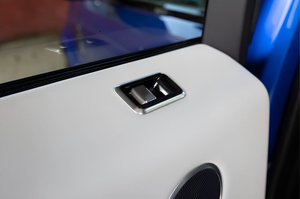 Used 2020 Land Rover Range Rover Sport SVR image 58