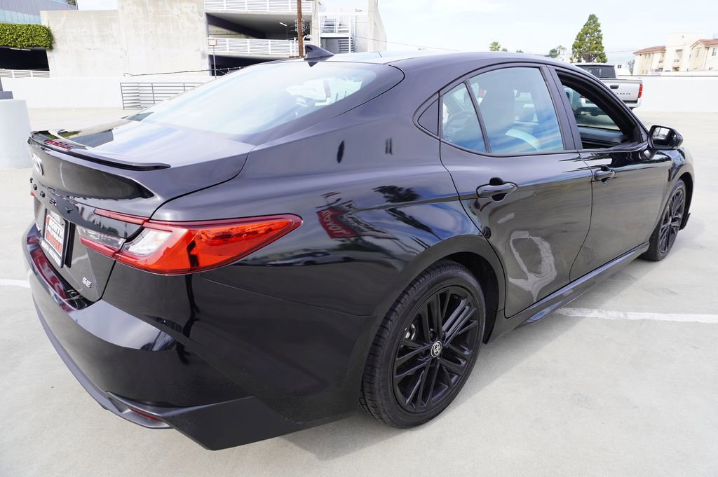 Certified 2025 Toyota Camry SE image 7