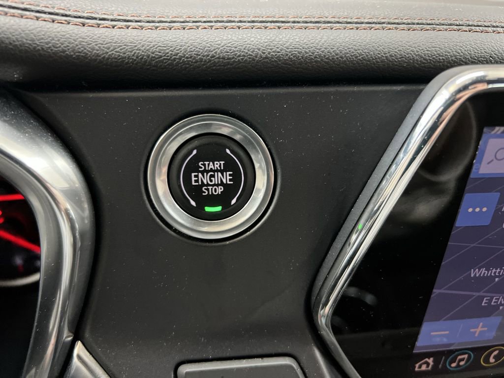 Used 2019 Chevrolet Blazer Premier w/ Sun and Wheels Package image 17