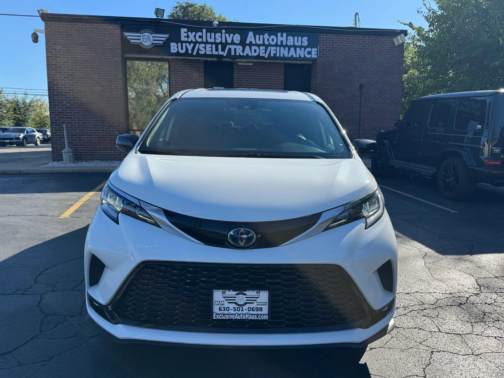 Used 2021 Toyota Sienna XSE AWD/4WD image 10