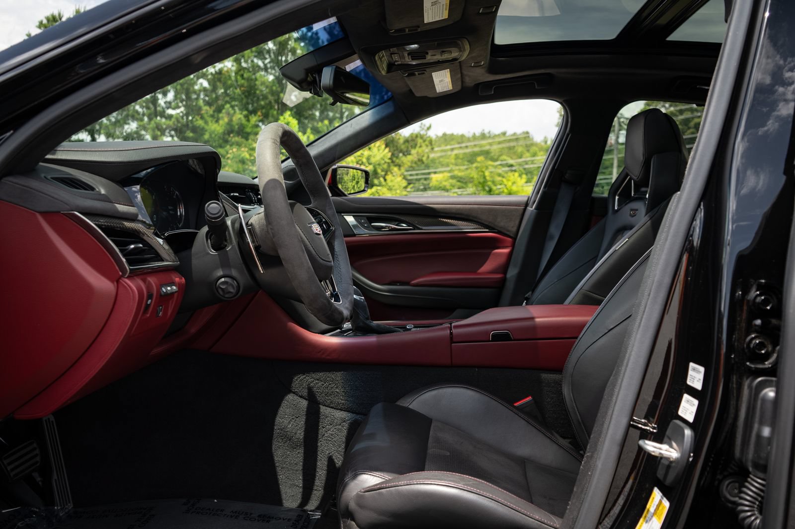 Used 2018 Cadillac CTS V RWD image 33