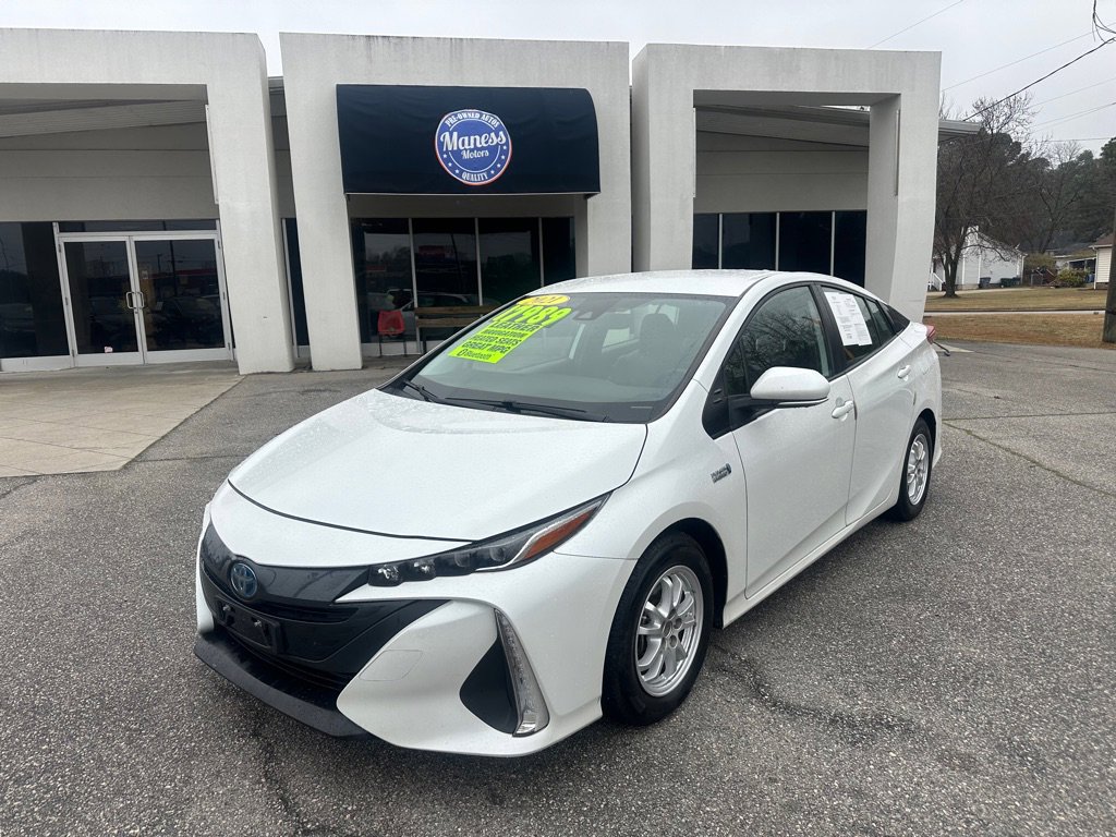 Used 2021 Toyota Prius Prime XLE image 1