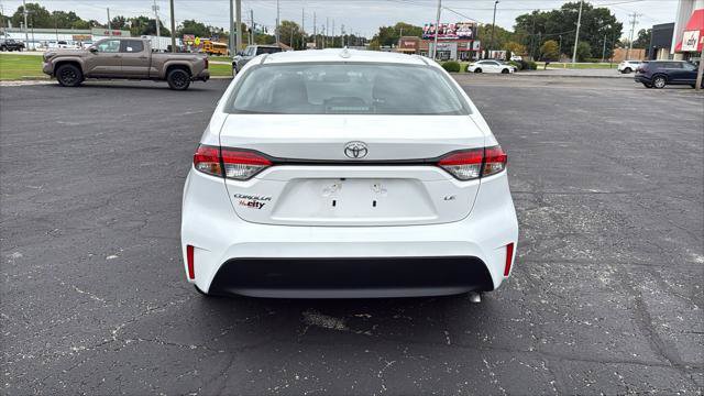 Certified 2025 Toyota Corolla LE FWD image 6