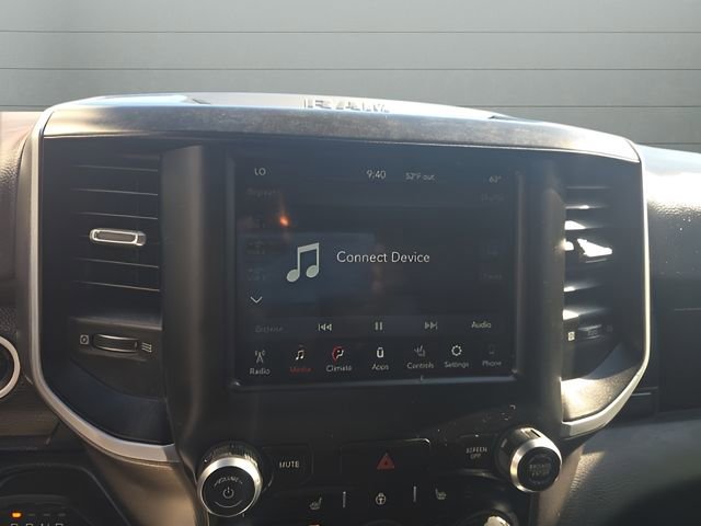 Used 2020 RAM 1500 Big Horn AWD/4WD image 14