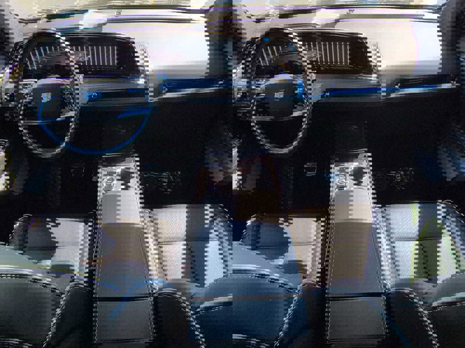 New 2026 Cadillac Vistiq Platinum image 13