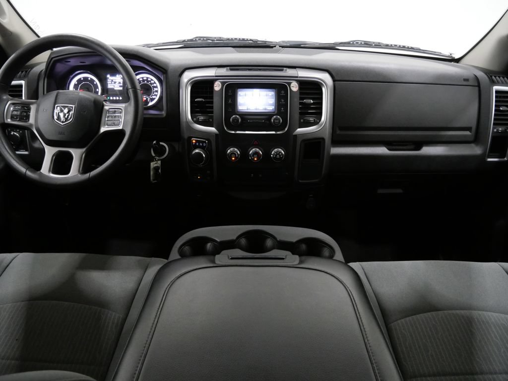 Used 2024 RAM 1500 Classic SLT AWD/4WD image 9