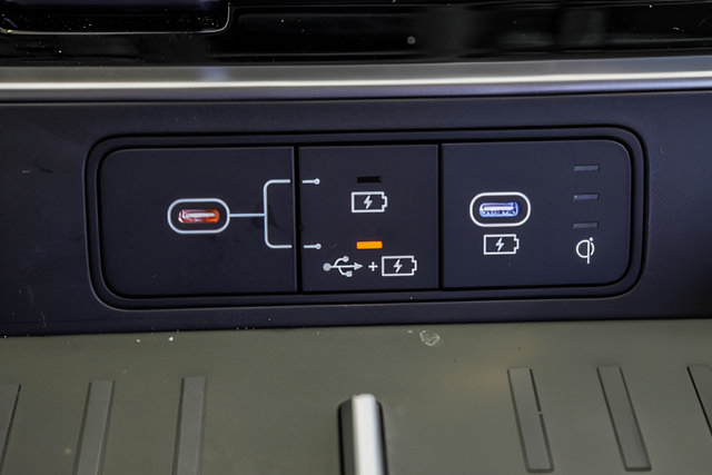 Certified 2026 Hyundai Santa Fe SEL FWD image 17