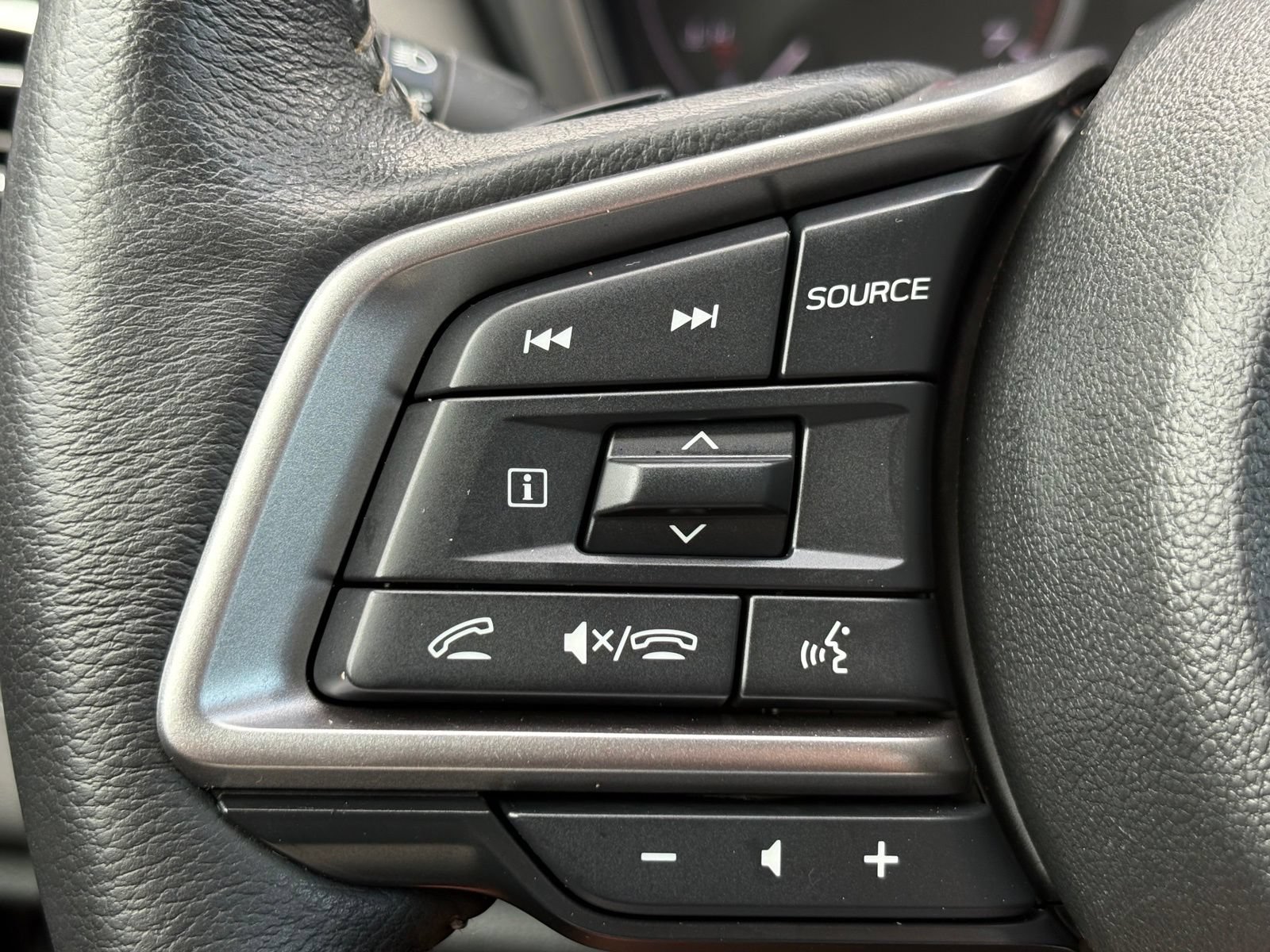 Certified 2024 Subaru Outback Limited AWD/4WD image 15