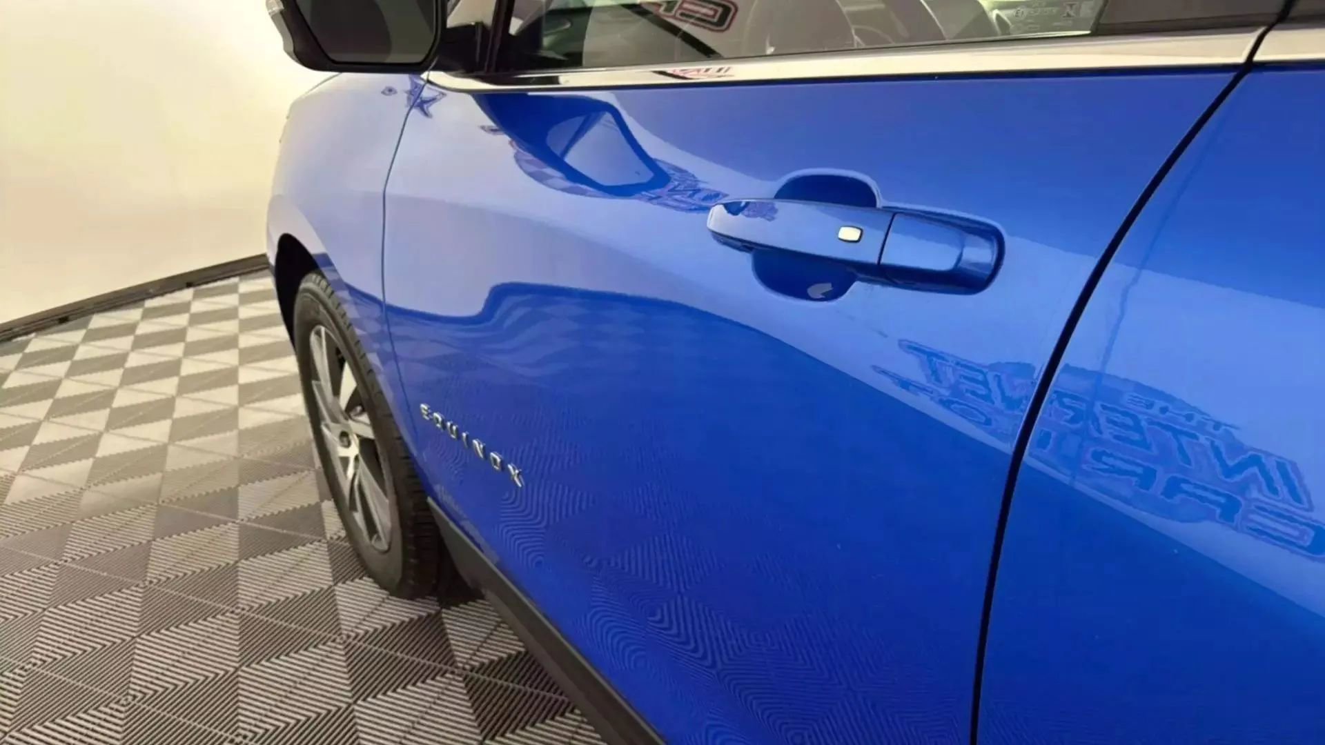 Used 2024 Chevrolet Equinox LT image 29