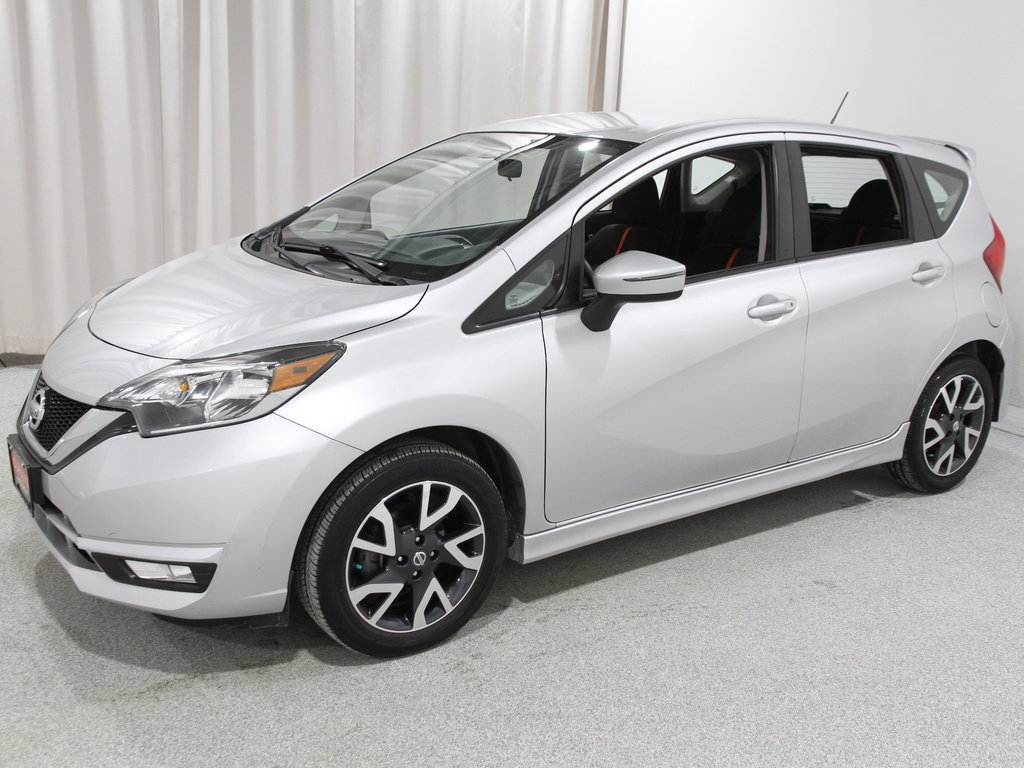 Used 2017 Nissan Versa Note SR image 3
