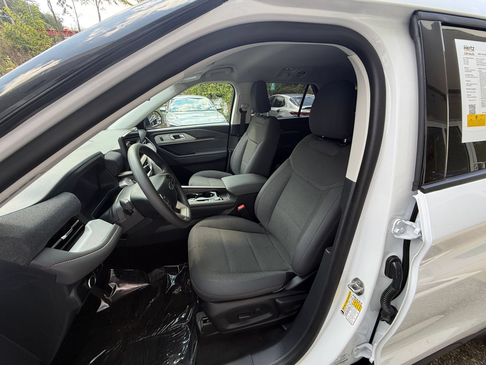 Used 2026 Ford Explorer Active AWD/4WD image 27